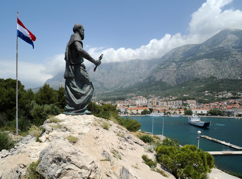 Apartments Smiljka Makarska Bagian luar foto