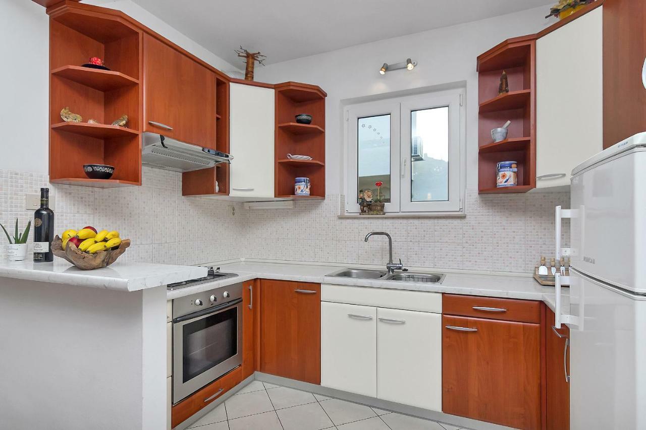 Apartments Smiljka Makarska Bagian luar foto